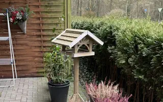 Die besten Futterhäuser für Vögel