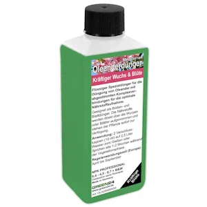 GREEN24 Oleanderdünger 250ml, flüssiger Spezialdünger für alle Oleander-Arten, fördert mediterrane Blütenpracht & kräftiges Wachstum, ideal für Kübelpflanzen, hochwirksames NPK-Konzentrat 